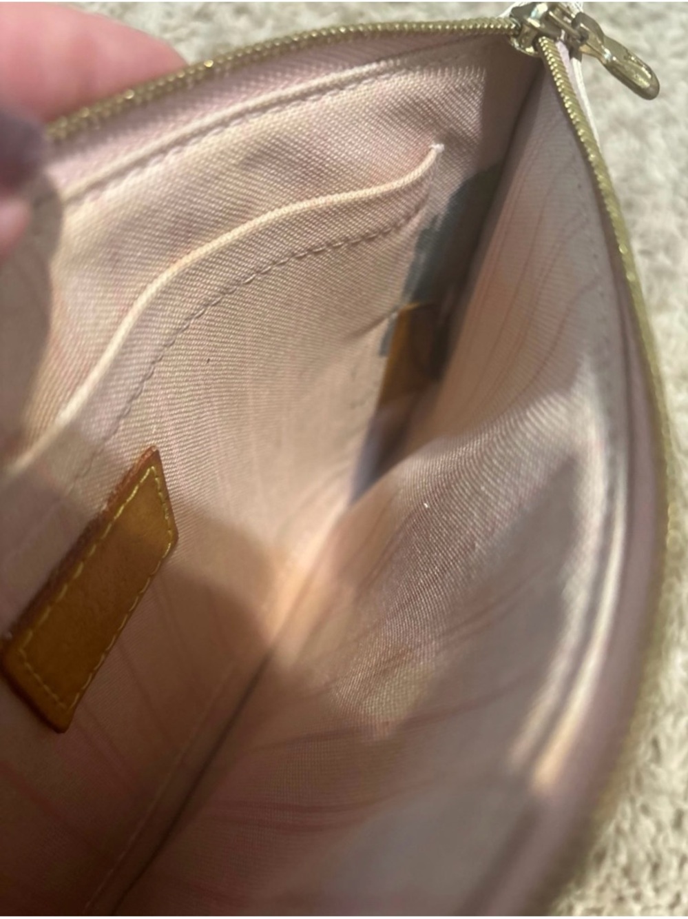 Louis Vuitton Pouchette - Picture 6 of 8